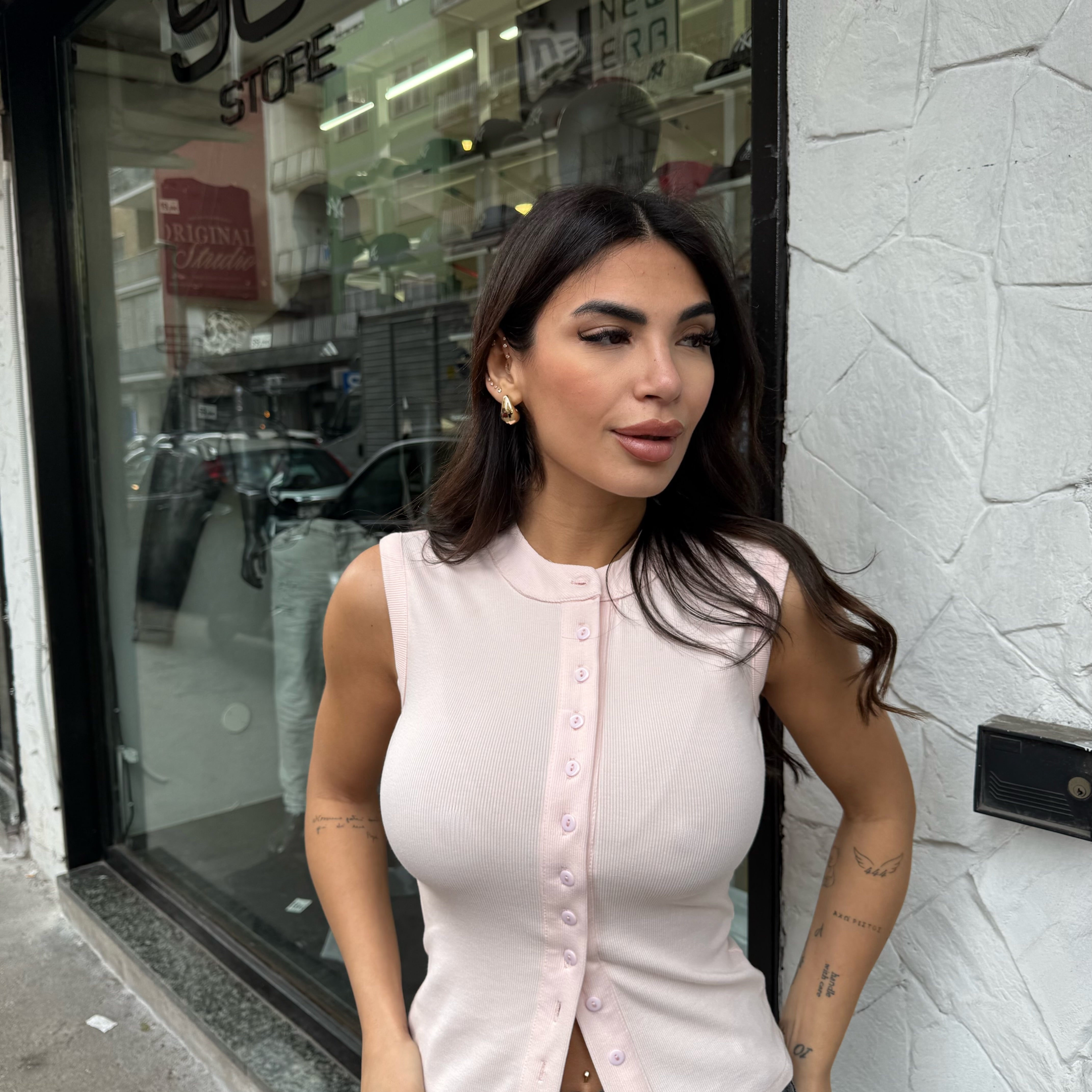 Canotta con bottoncini A372